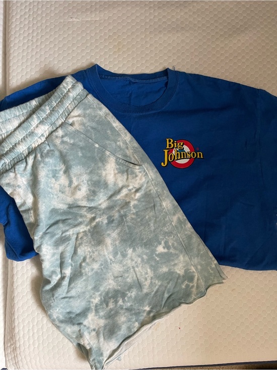 Original Use Other - Men’s Light Blue Tie Dye Shorts
Medium
Great Used Condition 
Original Use